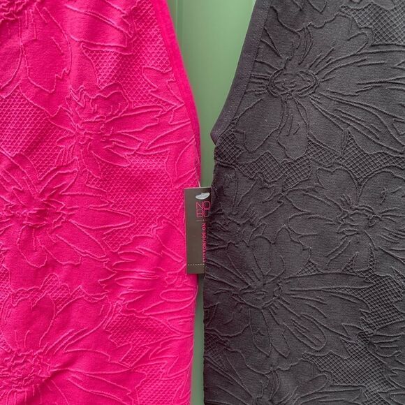 Women’s Juniors' Textured Floral Sleeveless Bodysuit Top 2-Pack Size XL - Picture 3 of 9